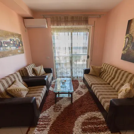 Qerret Apartment *