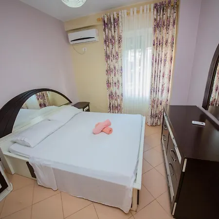 Qerret Apartment *