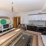 Apartment Qerret *