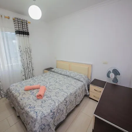 Qerret Apartament Golem (Tirana)